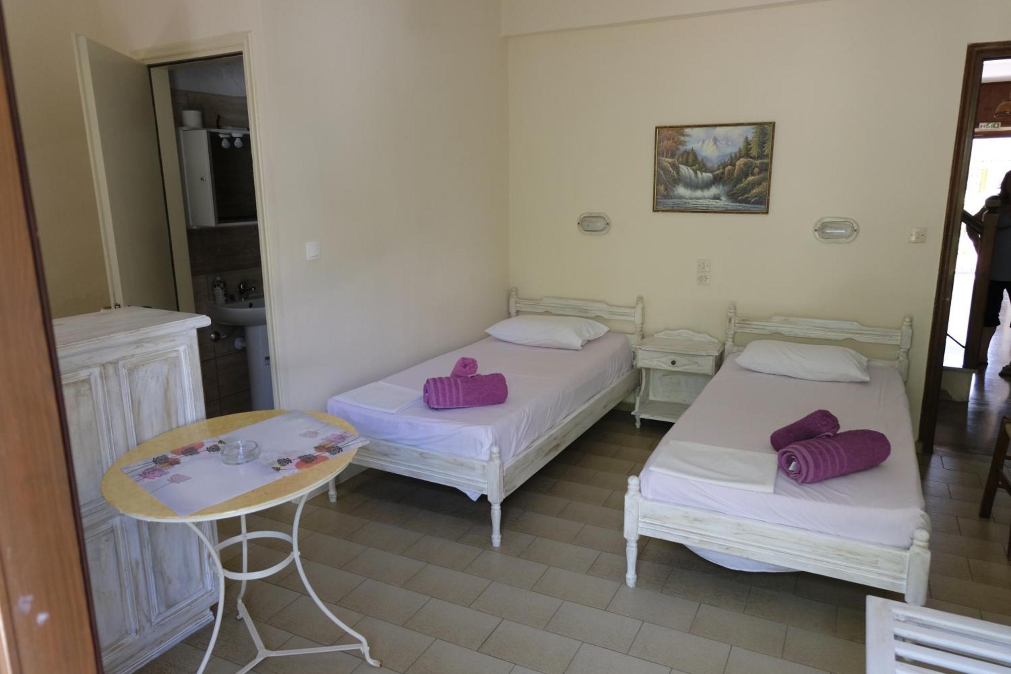 Taxiarchis Apartments Skiathos Habitación foto