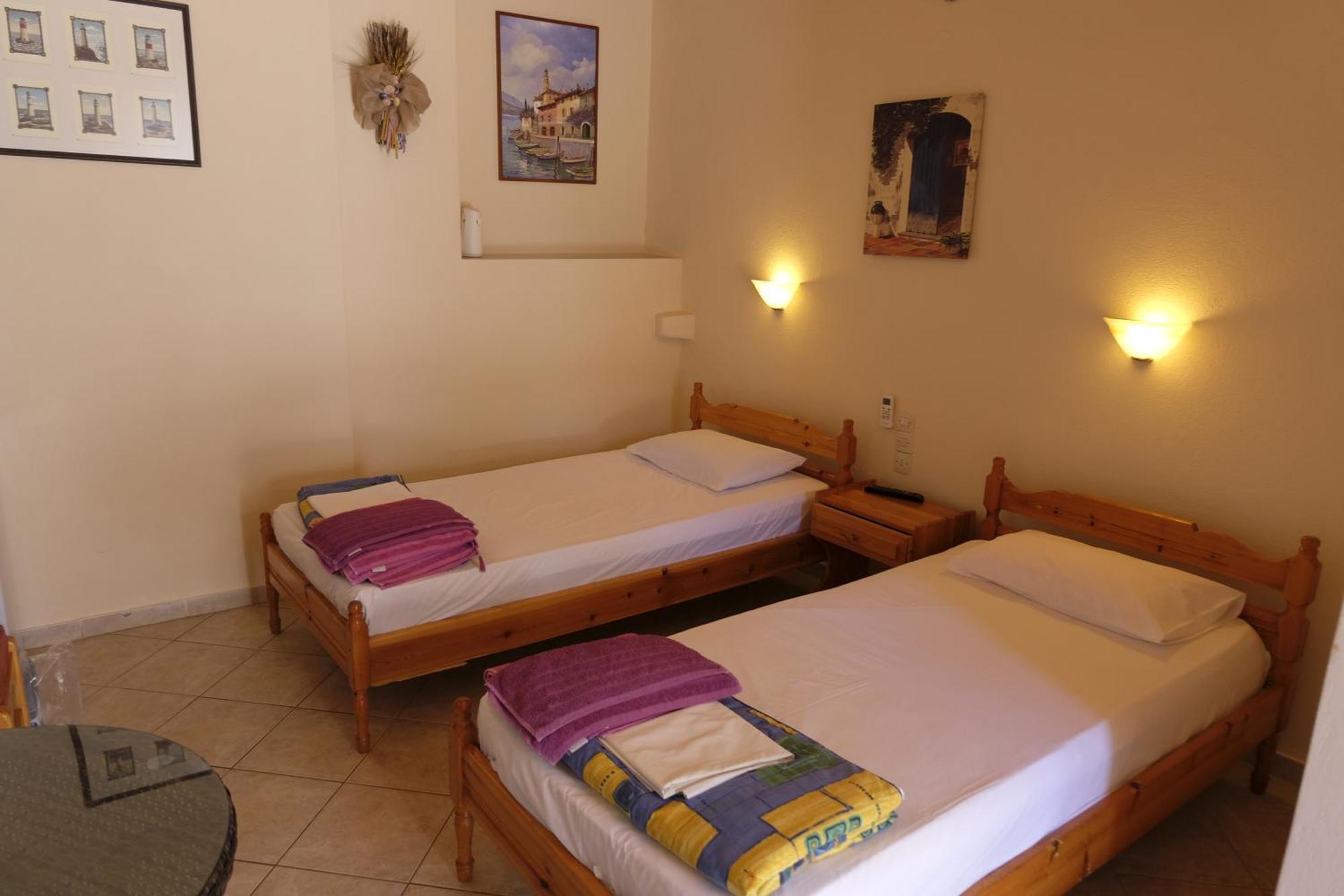 Taxiarchis Apartments Skiathos Habitación foto